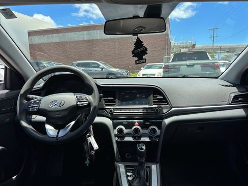 Used 2019 Hyundai Elantra SEL w/ Cargo Package FWD image 14