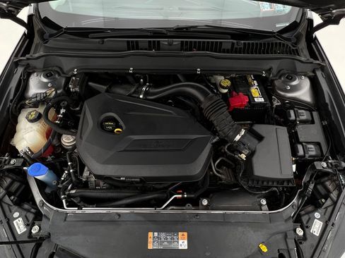 Used 2013 Ford Fusion SE image 25