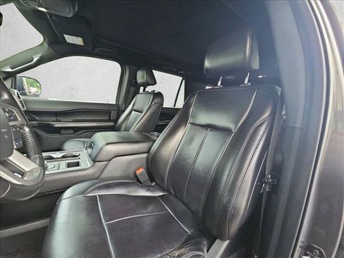Used 2021 Ford Expedition XLT RWD image 14