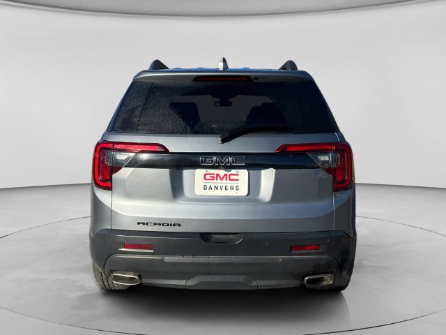 Used 2022 GMC Acadia SLT w/ Elevation Edition FWD image 4