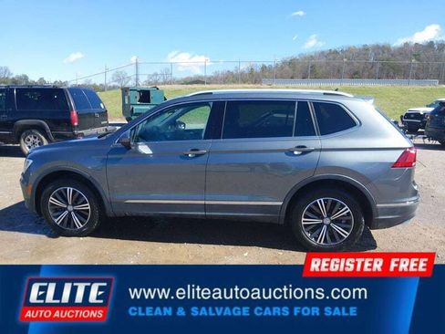Used 2018 Volkswagen Tiguan SEL AWD/4WD image 27