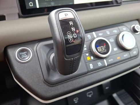 Used 2020 Land Rover Defender 110 S image 15