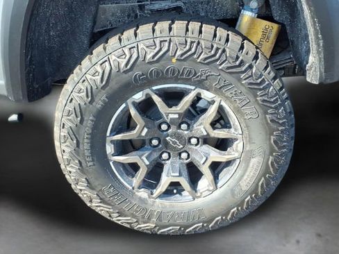 New 2026 Chevrolet Colorado ZR2 w/ Technology Package image 25