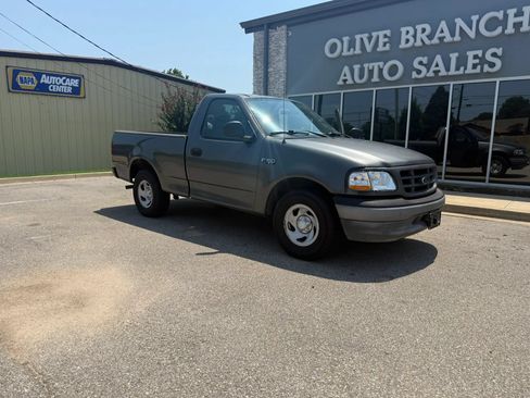 Used 2003 Ford F150 XL RWD image 2