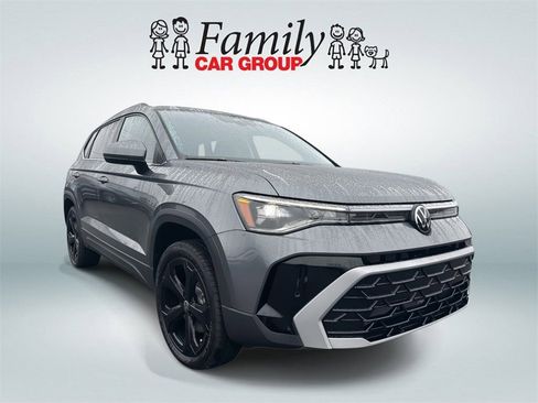 New 2026 Volkswagen Taos SEL AWD/4WD image 2