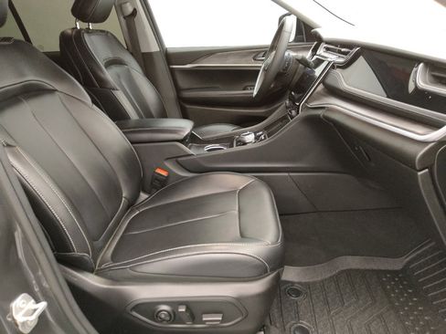 Used 2024 Jeep Grand Cherokee Limited 4xe w/ Trailer Tow Package image 21