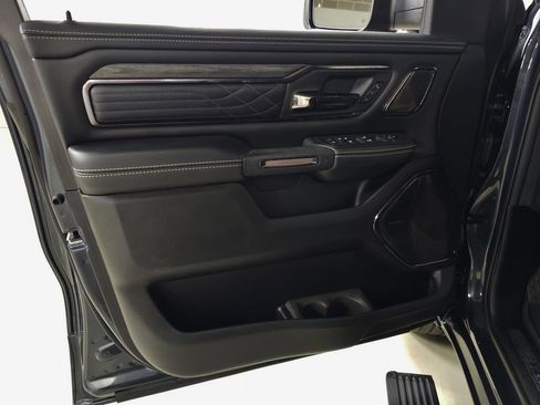 Used 2026 RAM 1500 Limited AWD/4WD image 13