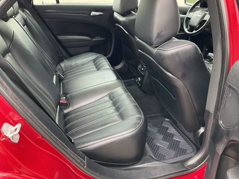 Used 2013 Chrysler 300 S image 20