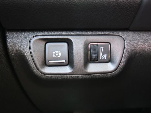 Used 2023 GMC Acadia SLT w/ Preferred Package AWD/4WD image 21