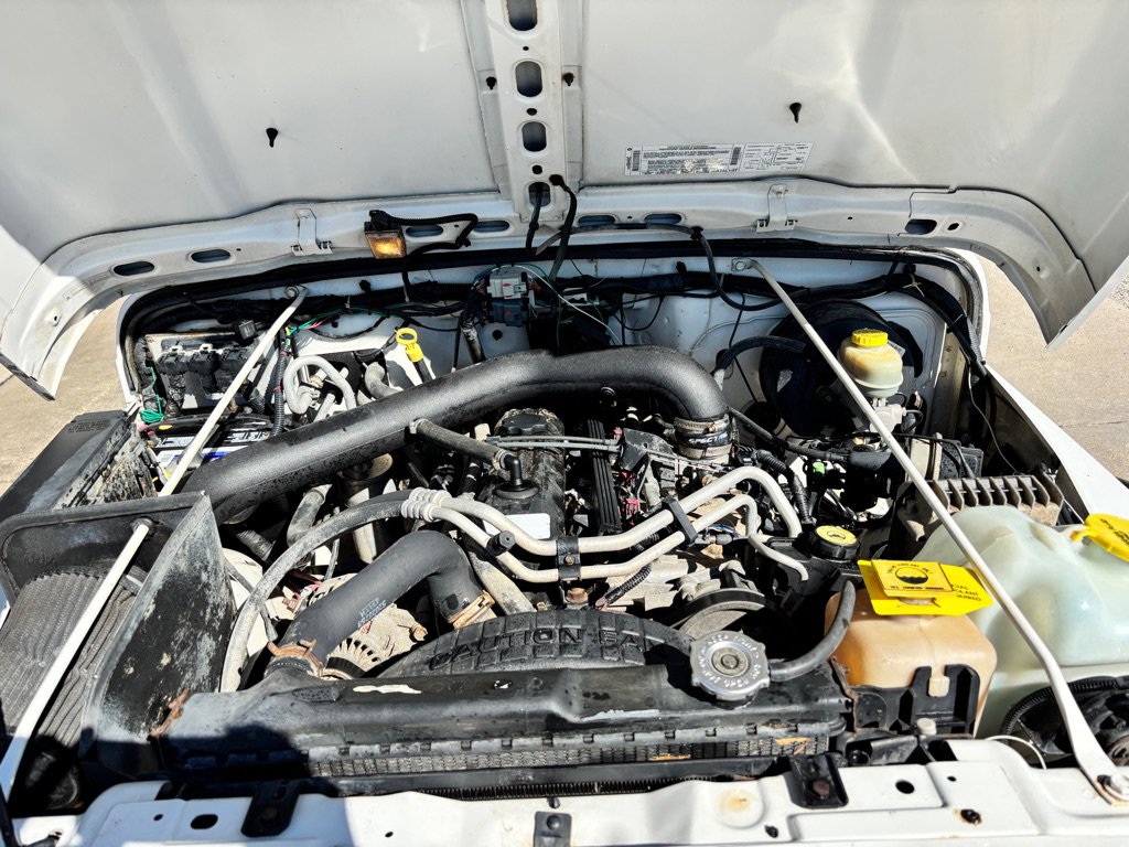 Used 2003 Jeep Wrangler X AWD/4WD image 8