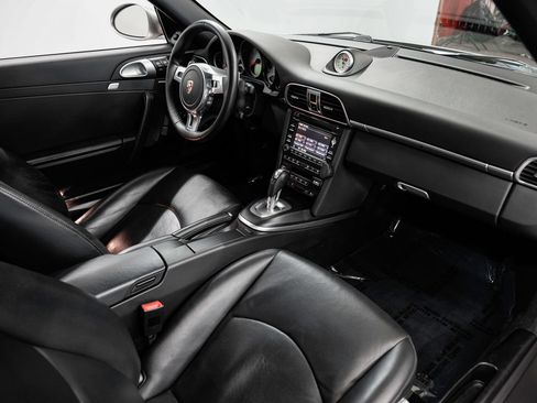 Used 2012 Porsche 911 Carrera 4S AWD/4WD image 27