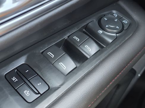 Used 2023 Chevrolet Tahoe RST image 33