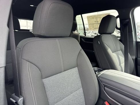 New 2026 GMC Acadia Elevation FWD image 30