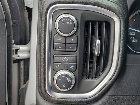 Used 2021 GMC Sierra 1500 SLE w/ X31 Off-Road Package AWD/4WD image 29