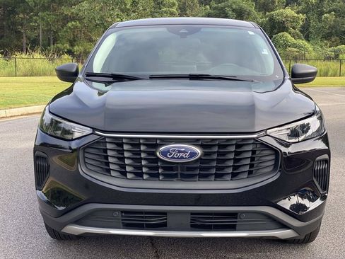 Used 2025 Ford Escape Active AWD/4WD image 12