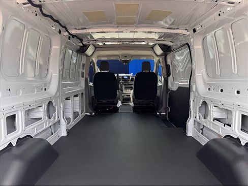 New 2025 Ford Transit 350 148 Low Roof image 22
