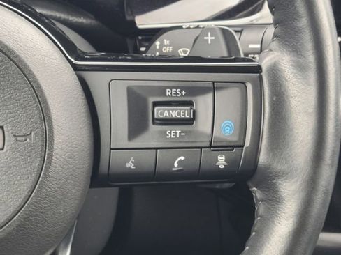 Used 2023 Nissan Pathfinder SL image 31