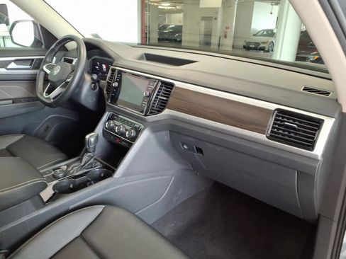 Used 2023 Volkswagen Atlas SE w/ Panoramic Sunroof Package AWD/4WD image 20