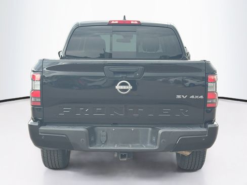 Used 2023 Nissan Frontier SV w/ SV Convenience Package AWD/4WD image 7