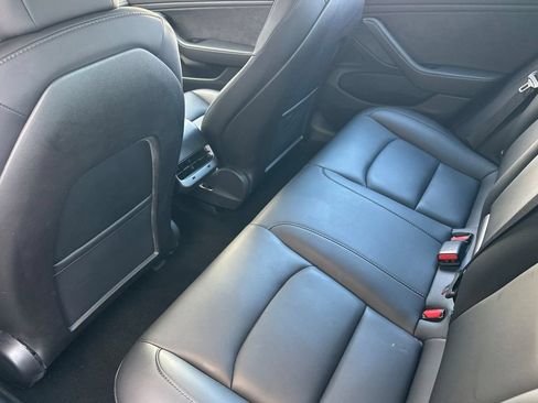 Used 2018 Tesla Model 3 Long Range AWD/4WD image 12