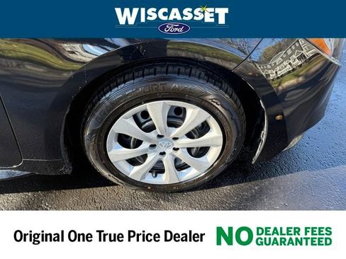 Used 2023 Toyota Corolla LE image 24