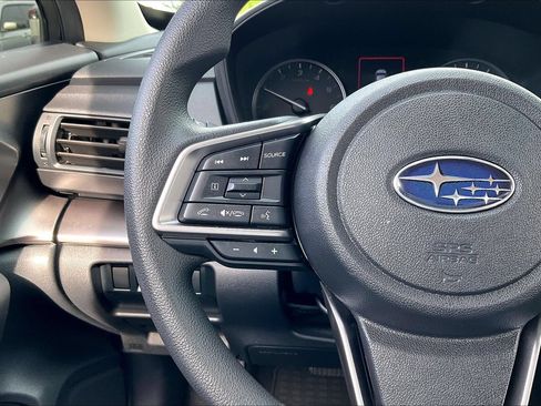 Used 2025 Subaru Impreza 2.0i Sport AWD/4WD image 19