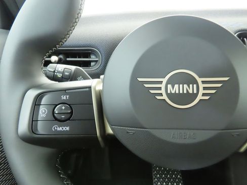 Used 2026 MINI Cooper 2-Door Hardtop FWD image 12