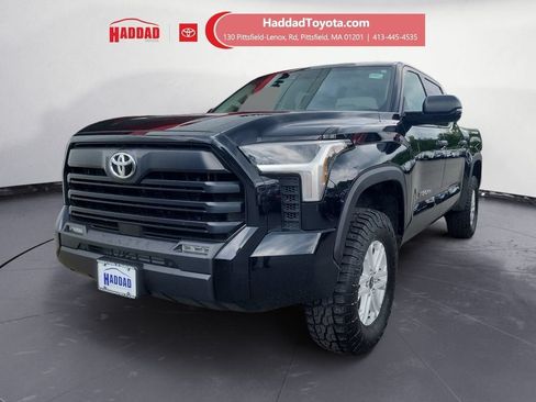 Used 2024 Toyota Tundra SR5 w/ SR5 Convenience Package AWD/4WD image 1