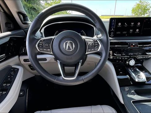 Used 2026 Acura MDX SH-AWD w/ Technology Package image 6