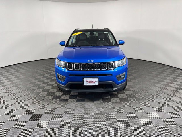 Used 2018 Jeep Compass Latitude w/ Popular Equipment Group AWD/4WD image 2