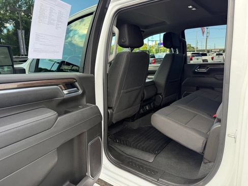 Used 2025 Chevrolet Silverado 2500 LT w/ Convenience Package AWD/4WD image 10