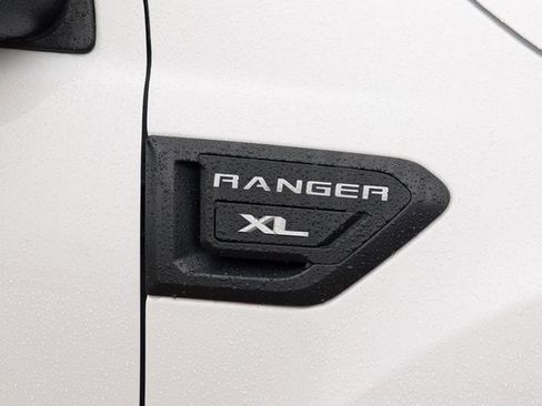 Certified 2023 Ford Ranger XL image 9