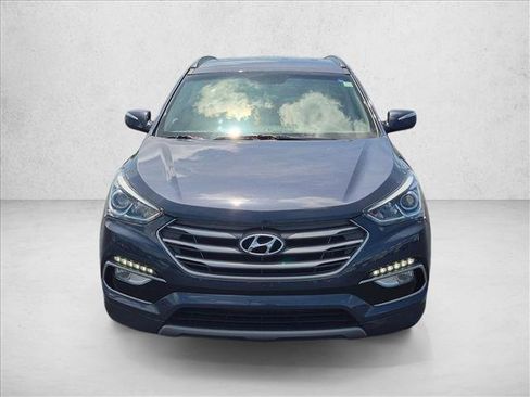 Used 2017 Hyundai Santa Fe Sport FWD image 2