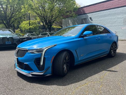 Used 2022 Cadillac CT4 V Blackwing w/ Carbon Fibre 1 Package image 4