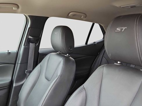 Used 2024 Buick Encore GX Sport Touring w/ Comfort Package image 15