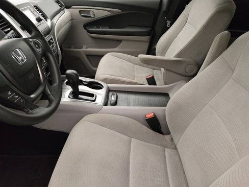 Used 2018 Honda Pilot LX image 17