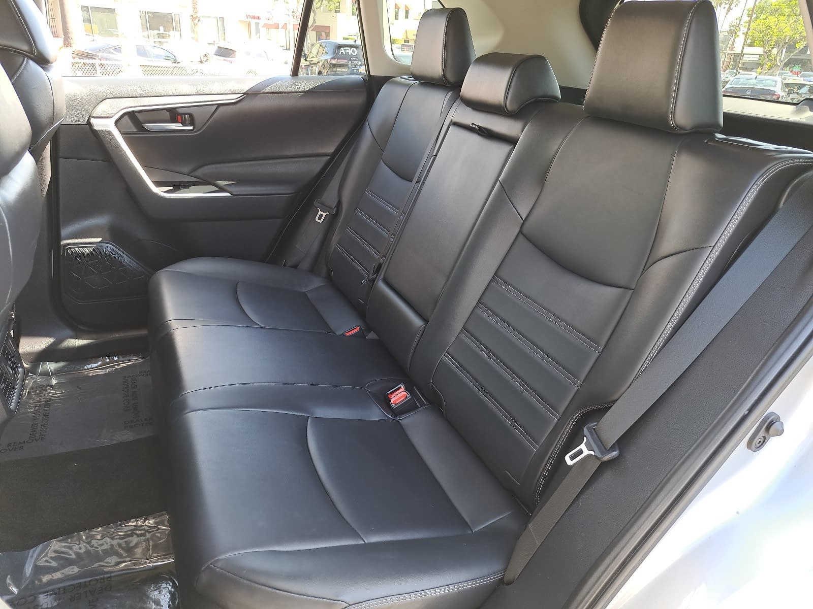 Used 2023 Toyota RAV4 XLE Premium AWD/4WD image 16