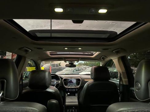 Used 2017 GMC Acadia Denali w/ Technology Package AWD/4WD image 21