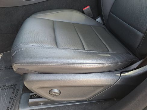 Used 2023 Mercedes-Benz GLS 450 4MATIC image 32