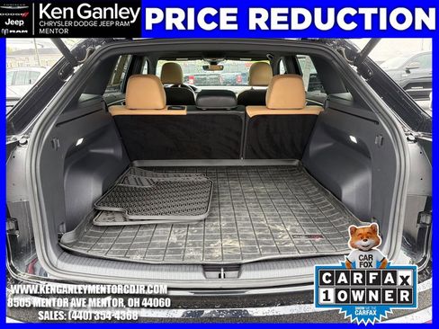 Used 2024 Volkswagen Atlas Cross Sport SEL R-Line AWD/4WD image 21