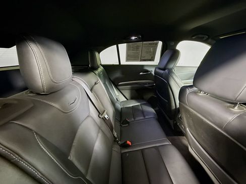 Used 2023 Cadillac XT4 Premium Luxury FWD image 28