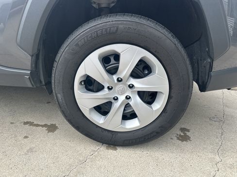 Certified 2025 Toyota RAV4 LE image 35