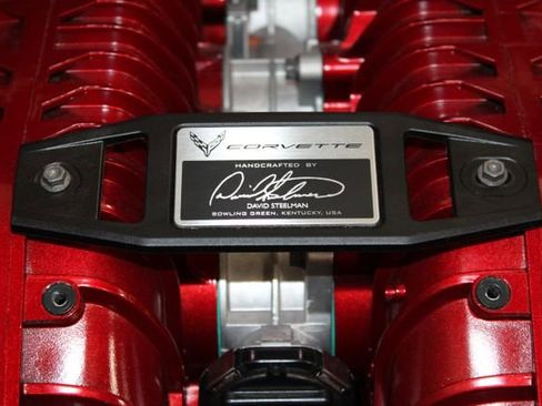 Used 2025 Chevrolet Corvette Z06 RWD image 46