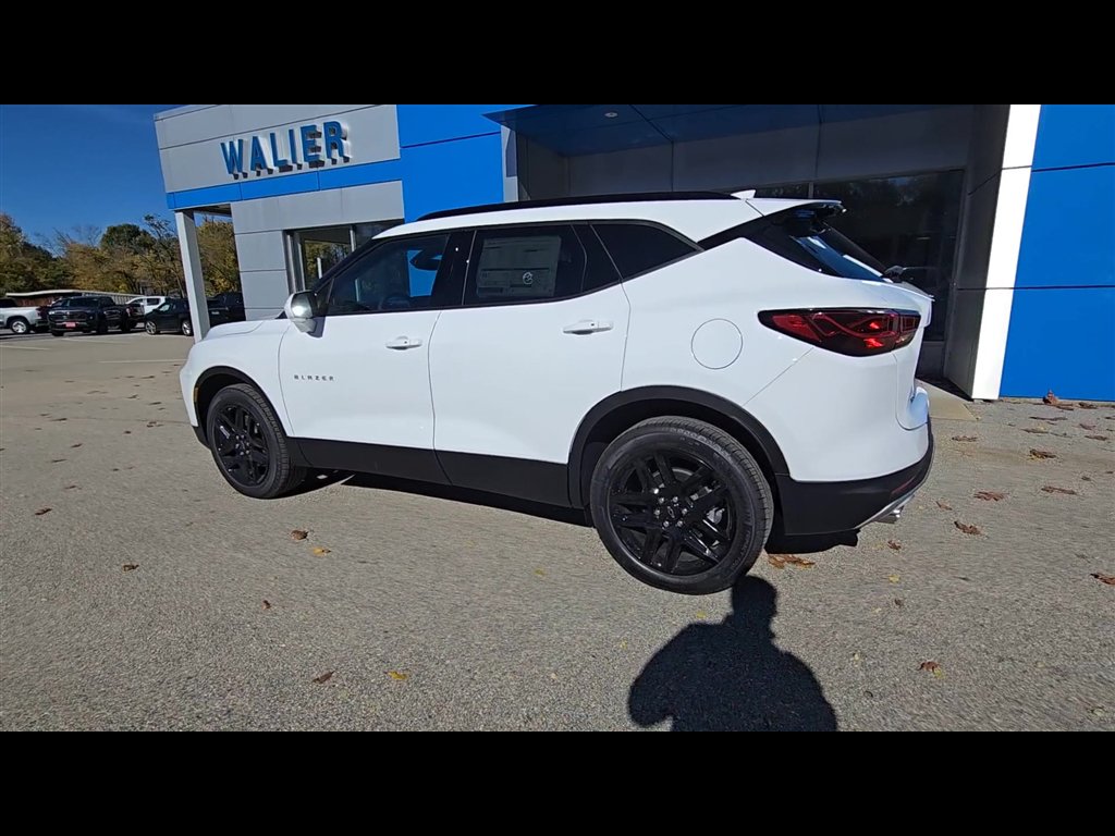 New 2026 Chevrolet Blazer LT w/ Convenience Package AWD/4WD image 6
