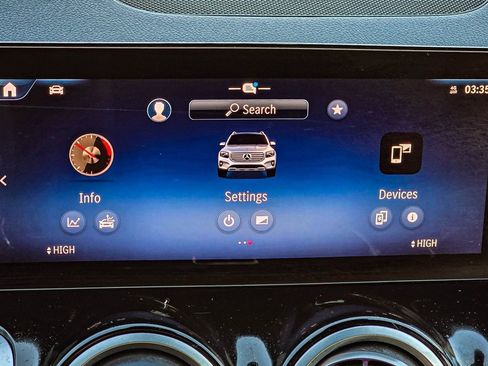 New 2026 Mercedes-Benz GLB 250 4MATIC image 16