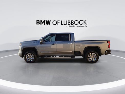 Used 2024 Chevrolet Silverado 2500 High Country w/ High Country Premium Package image 5