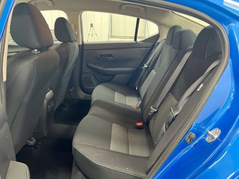 Used 2025 Nissan Sentra SV FWD image 22