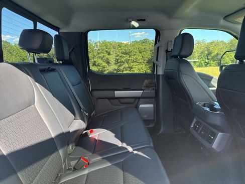 New 2026 Ford F350 Lariat image 40