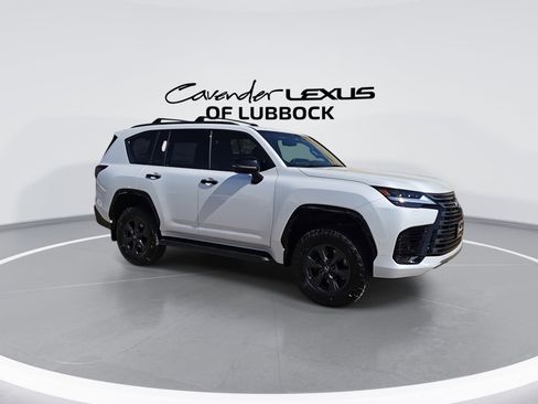 New 2026 Lexus LX 700h Overtrail image 9