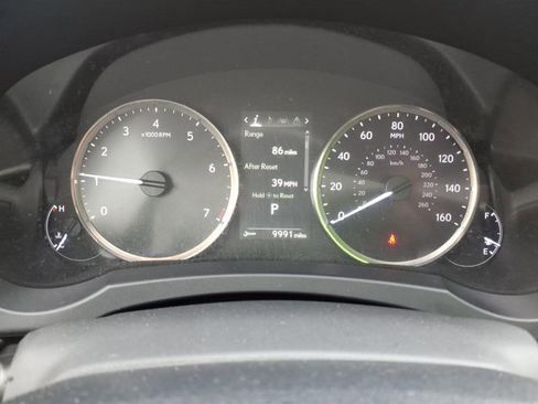 Used 2018 Lexus RC 300 AWD w/ Accessory Package image 8